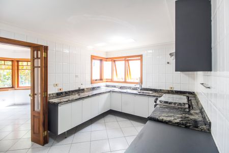 Casa de condomínio à venda com 650m², 6 quartos e 4 vagasCozinha