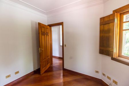 Casa de condomínio à venda com 650m², 6 quartos e 4 vagasQuarto 5