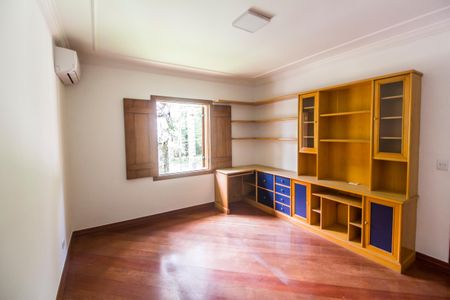 Casa de condomínio à venda com 650m², 6 quartos e 4 vagasSuíte 2