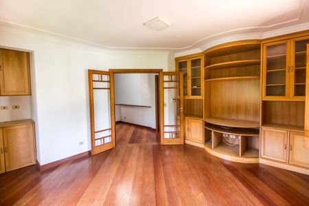 Casa de condomínio à venda com 650m², 6 quartos e 4 vagasQuarto 4