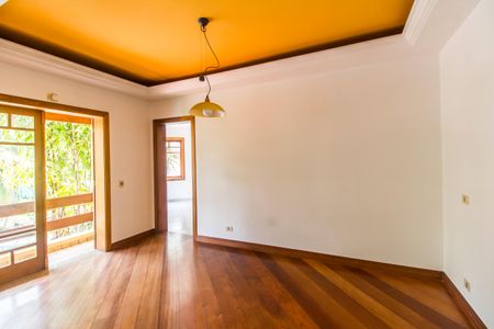 Casa de condomínio à venda com 650m², 6 quartos e 4 vagasSala 