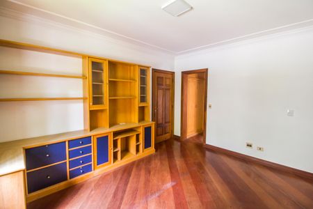 Casa de condomínio à venda com 650m², 6 quartos e 4 vagasSuíte 2