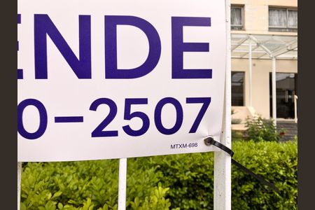 Apartamento à venda com 84m², 2 quartos e 1 vagaPlaca instalada 