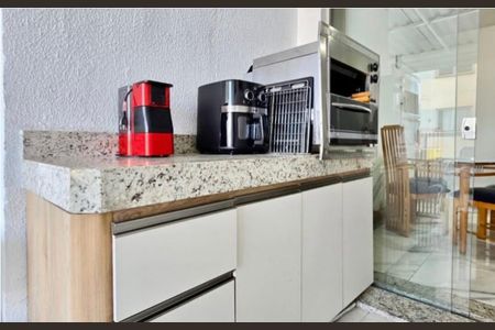 Apartamento à venda com 93m², 3 quartos e 1 vagaFoto 01