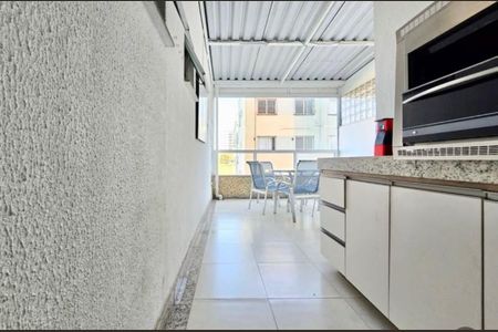 Apartamento à venda com 93m², 3 quartos e 1 vagaFoto 04