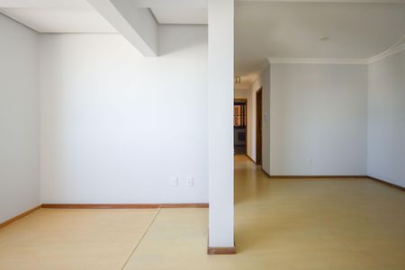 Sala de apartamento à venda com 3 quartos, 90m² em Passo D’areia, Porto Alegre