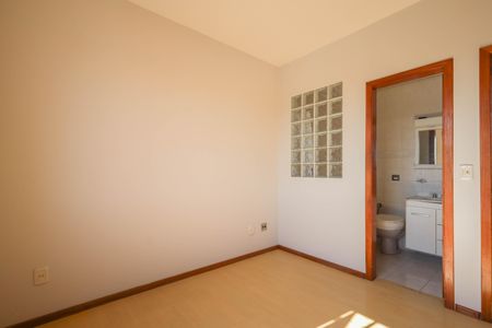 Apartamento à venda com 90m², 3 quartos e 2 vagasSuíte