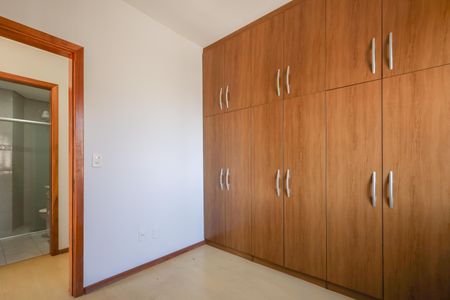 Apartamento à venda com 90m², 3 quartos e 2 vagasQuarto 1 