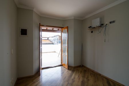 Casa à venda com 216m², 3 quartos e 2 vagas Casa à venda com 216m², 3 quartos e 2 vagasQuarto 1