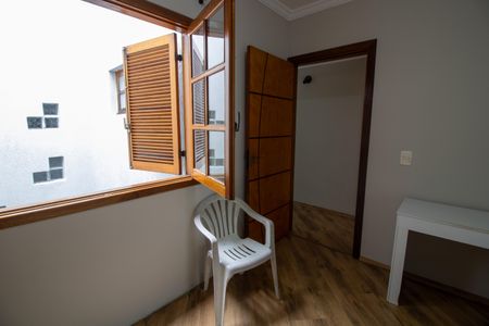 Casa à venda com 216m², 3 quartos e 2 vagas Casa à venda com 216m², 3 quartos e 2 vagasQuarto 2