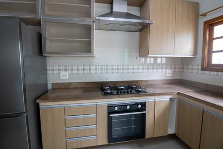 Casa à venda com 216m², 3 quartos e 2 vagas Casa à venda com 216m², 3 quartos e 2 vagasCozinha