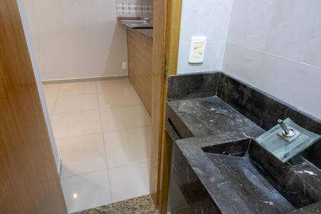 Casa à venda com 216m², 3 quartos e 2 vagas Casa à venda com 216m², 3 quartos e 2 vagasBanheiro 3