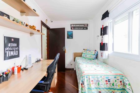 Casa à venda com 170m², 3 quartos e 5 vagas Casa à venda com 170m², 3 quartos e 5 vagasQuarto 2