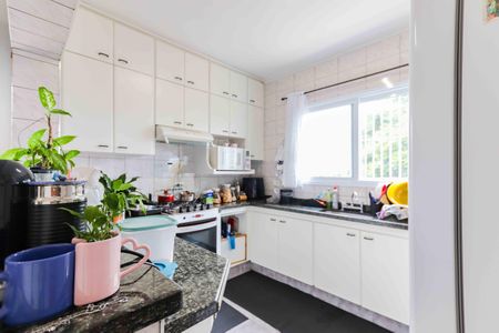 Casa à venda com 170m², 3 quartos e 5 vagas Casa à venda com 170m², 3 quartos e 5 vagasCozinha