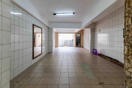 Casa à venda com 170m², 3 quartos e 5 vagas Casa à venda com 170m², 3 quartos e 5 vagasGaragem