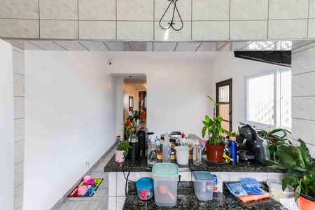 Casa à venda com 170m², 3 quartos e 5 vagas Casa à venda com 170m², 3 quartos e 5 vagasCozinha