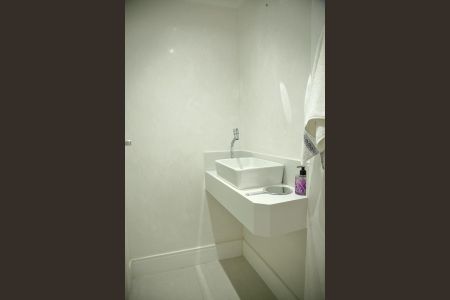 Casa à venda com 212m², 3 quartos e 3 vagasLavabo da Sala 