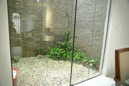 Casa à venda com 212m², 3 quartos e 3 vagasJardim de inverno 