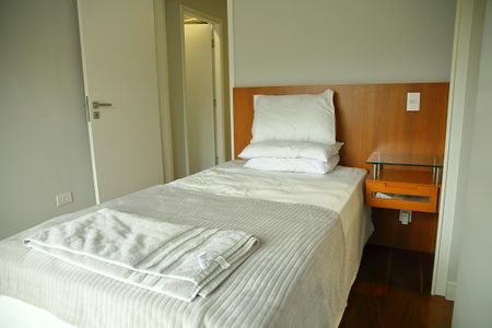 Casa à venda com 212m², 3 quartos e 3 vagasSuíte 2 