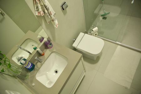 Casa à venda com 212m², 3 quartos e 3 vagasBanheiro Social 