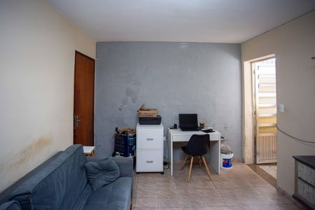 Casa à venda com 94m², 4 quartos e sem vagaSala Casa 2