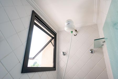 Apartamento à venda com 66m², 2 quartos e 1 vagaBanheiro Social