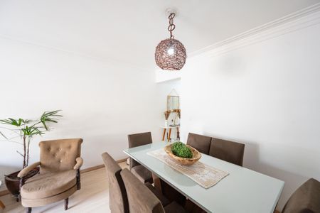 Apartamento à venda com 66m², 2 quartos e 1 vagaSala