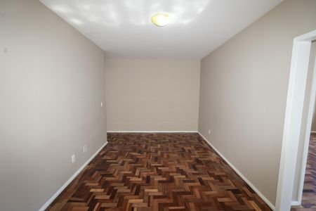 Sala de apartamento para alugar com 2 quartos, 85m² em Pque São Sebastião, Porto Alegre