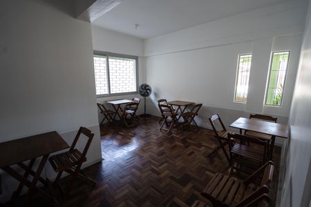 Apartamento para alugar com 85m², 2 quartos e 1 vaga Apartamento para alugar com 85m², 2 quartos e 1 vagaÁrea comum - Salão de festas