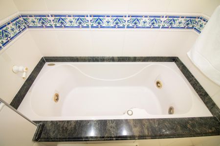 Apartamento à venda com 114m², 3 quartos e 3 vagasBanheiro da Suíte