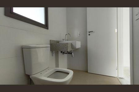 Apartamento à venda com 81m², 3 quartos e 1 vagaBanheiro da Suíte