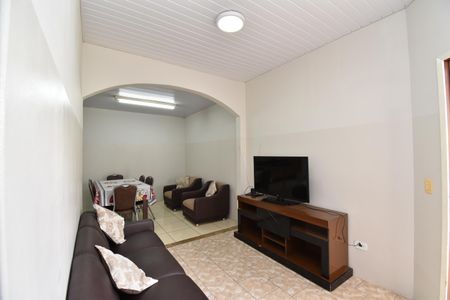 Sala de casa para alugar com 4 quartos, 150m² em Santa Felicidade, Curitiba