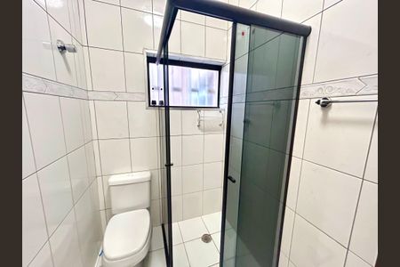 Casa à venda com 269m², 3 quartos e 2 vagas Casa à venda com 269m², 3 quartos e 2 vagasBanheiro 1