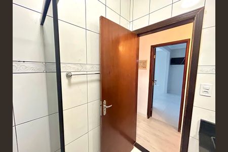 Casa à venda com 269m², 3 quartos e 2 vagas Casa à venda com 269m², 3 quartos e 2 vagasBanheiro 1