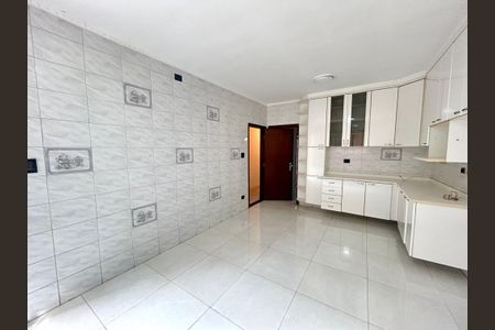 Casa à venda com 269m², 3 quartos e 2 vagas Casa à venda com 269m², 3 quartos e 2 vagasCozinha