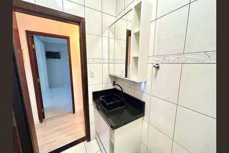 Casa à venda com 269m², 3 quartos e 2 vagas Casa à venda com 269m², 3 quartos e 2 vagasBanheiro 1