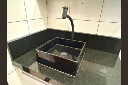 Casa à venda com 269m², 3 quartos e 2 vagas Casa à venda com 269m², 3 quartos e 2 vagasBanheiro 1