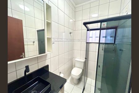 Casa à venda com 269m², 3 quartos e 2 vagas Casa à venda com 269m², 3 quartos e 2 vagasBanheiro 1