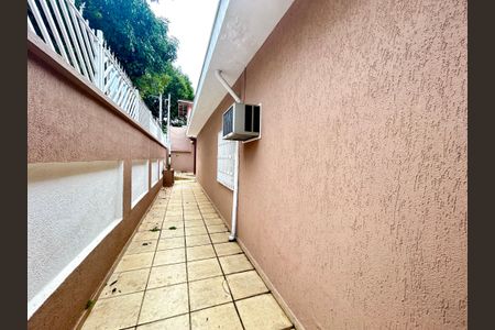 Casa à venda com 269m², 3 quartos e 2 vagas Casa à venda com 269m², 3 quartos e 2 vagasQuintal