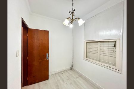 Casa à venda com 269m², 3 quartos e 2 vagas Casa à venda com 269m², 3 quartos e 2 vagasQuarto 1
