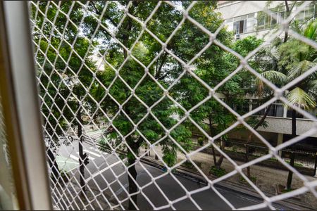 Apartamento para alugar com 67m², 2 quartos e 1 vagaSala