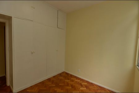 Apartamento para alugar com 67m², 2 quartos e 1 vagaQuarto 2
