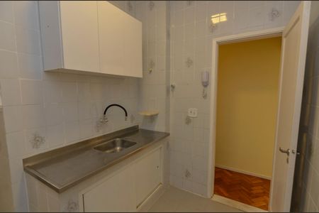 Apartamento para alugar com 67m², 2 quartos e 1 vagaCozinha