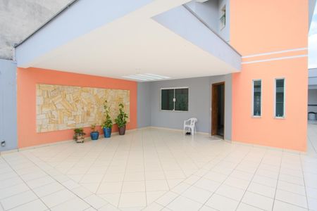 Casa para alugar com 280m², 6 quartos e 12 vagasCasa 1 Fachada