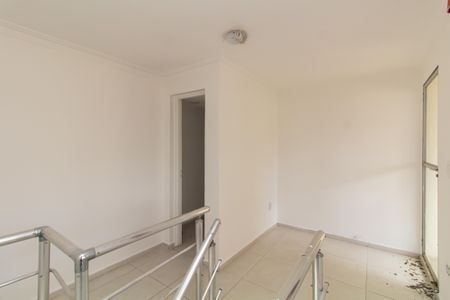 Apartamento para alugar com 92m², 3 quartos e 1 vagaEscada