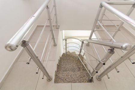 Apartamento para alugar com 92m², 3 quartos e 1 vagaEscada