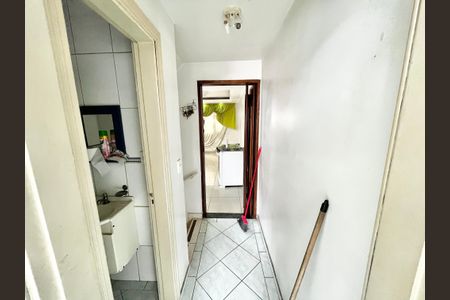 Casa à venda com 200m², 4 quartos e 2 vagasCorredor