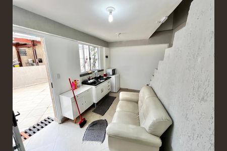 Casa à venda com 200m², 4 quartos e 2 vagasEdícula/Cozinha