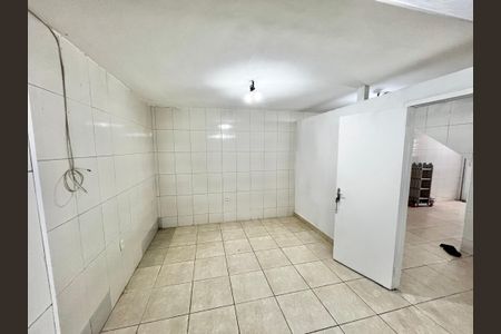 Casa à venda com 200m², 4 quartos e 2 vagasQuarto de Serviço