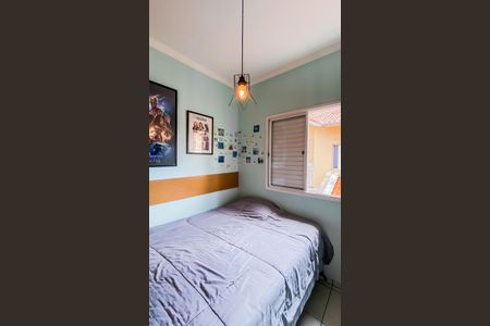 Casa de condomínio à venda com 86m², 3 quartos e 1 vagaQuarto 1